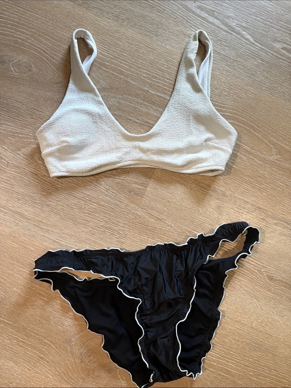 H&M White Textured Bikini Top & Black Ruffle Bikini Bottoms